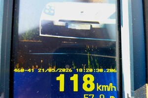 Samochód, który przekroczył prędkość.